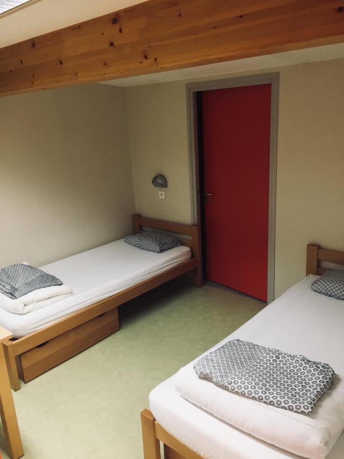 Auberge De Jeunesse Hi Pontarlier Exterior foto